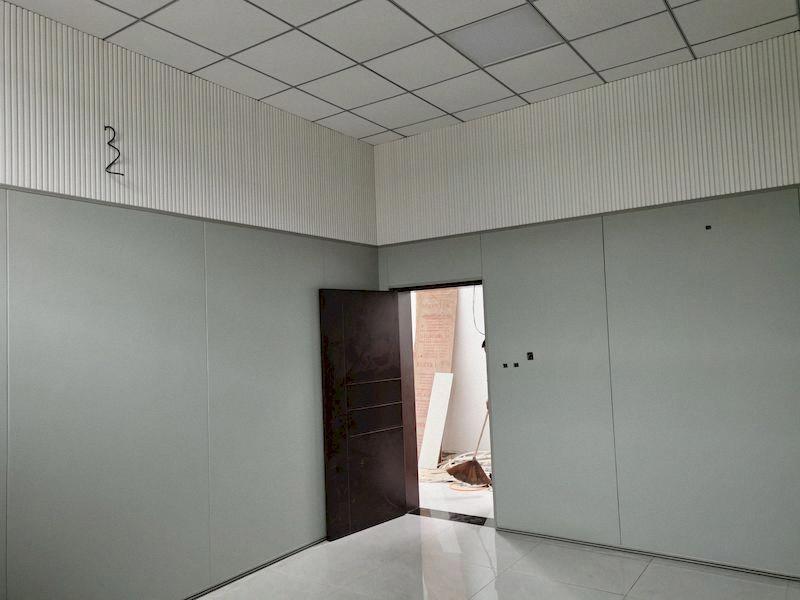 阻尼隔音氈頂面施工規(guī)范：提升建筑聲學(xué)效果的專業(yè)指南